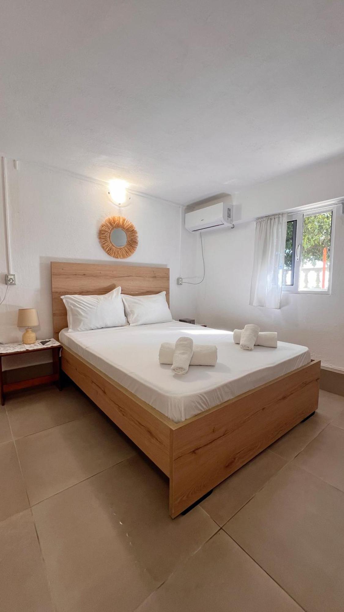 Petra Oliva Apartment Dhërmi Exteriör bild